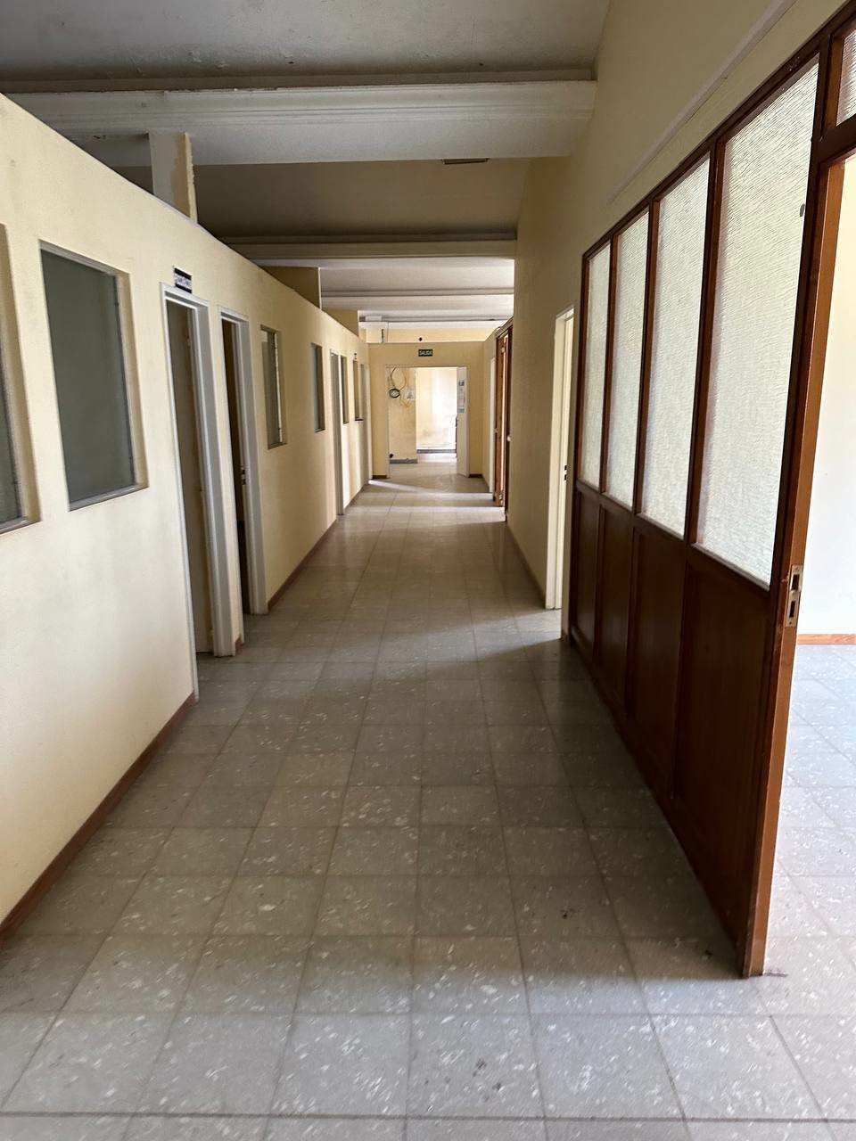 081 Oficinas en venta, en Estomba 400, en el centro de Bahía Blanca
