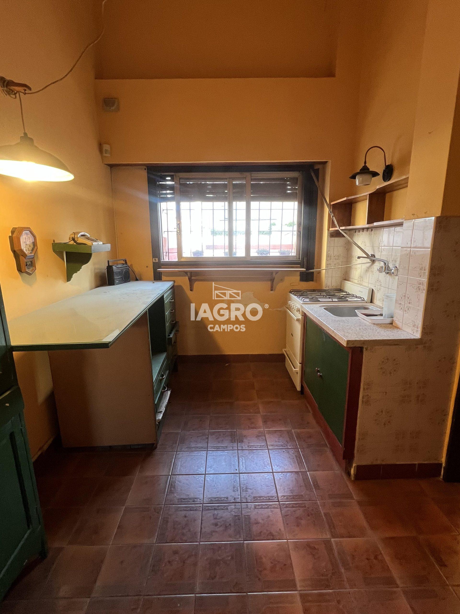 50 LOCAL + CASA DE 6 DORMITORIOS, EN VENTA, BARRIO CENTRO EN BAHIA BLANCA