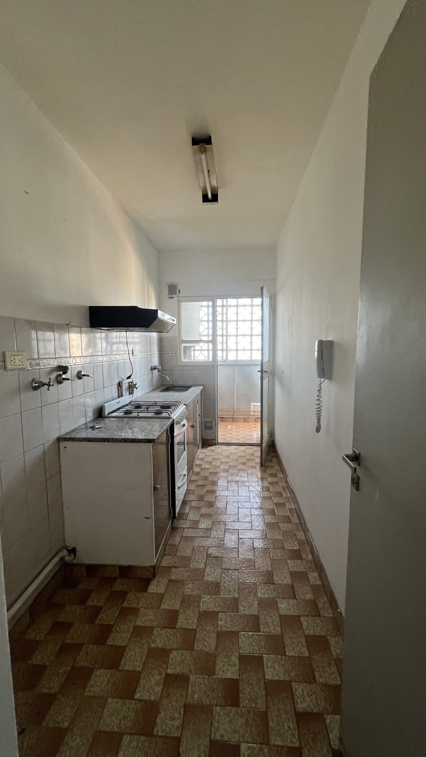 DEPARTAMENTO EN VENTA EN ESTOMBA 800 (43)